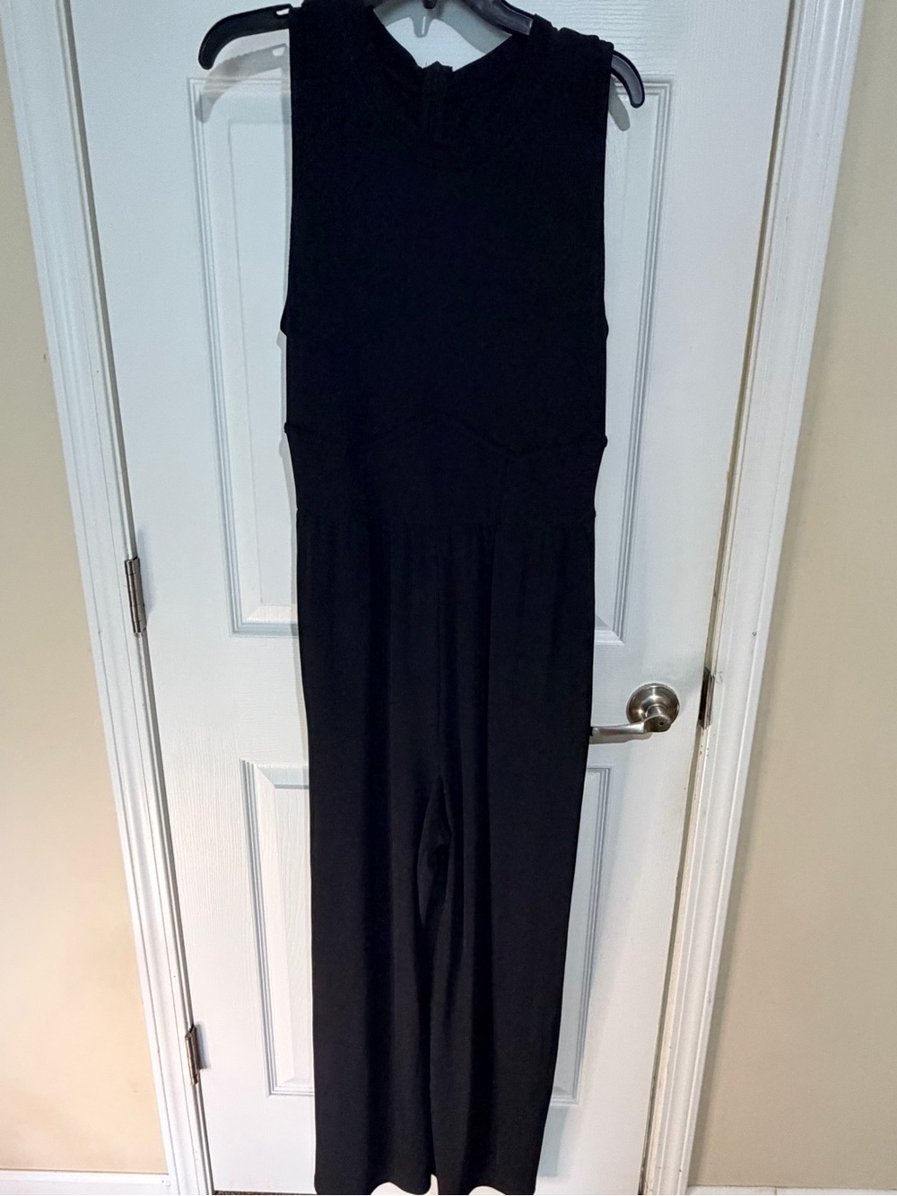 Cider Black Sleeveless Wide-Leg Jumpsuit